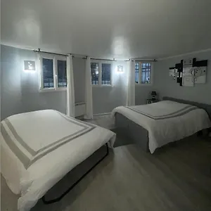  Apartamento Beau Meublé 2min Du Moulin Rouge Francia
